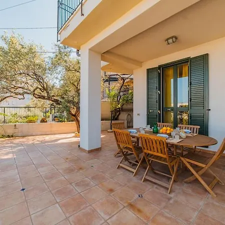 Apartment Belvedere House Mazzaro Taormina